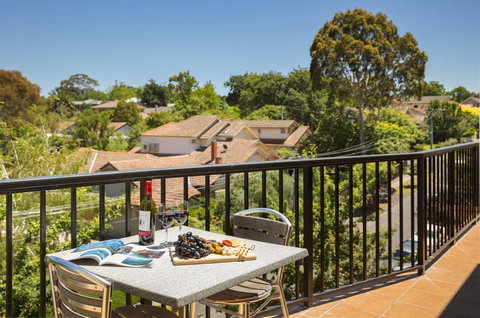 Quest Mont Albert - Sunshine Coast Guide 3