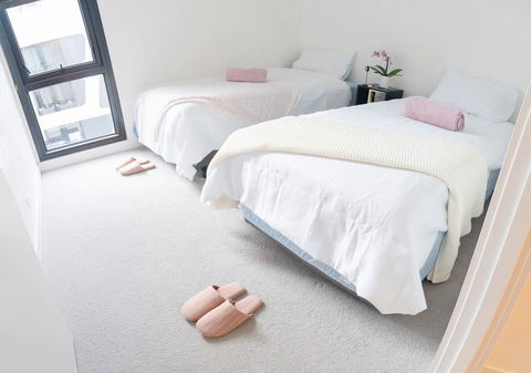 R&K Luxury Apartment Fantastic Skyline View CBD Parking&Free Tram Heart Of Melbourne - Sunshine Coast Guide 3