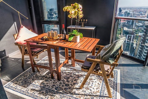 R&K Luxury Apartment Fantastic Skyline View CBD Parking&Free Tram Heart Of Melbourne - Sunshine Coast Guide 1
