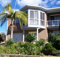 Retreat on Surf Beach - Sunshine Coast Guide