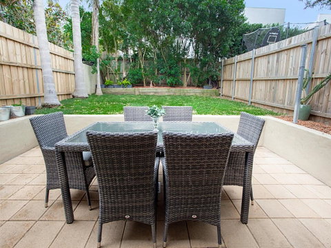 RIPPLES-hosted By:L'Abode Accommodation - Sunshine Coast Guide 1