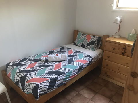 Robe Nampara Cottages - Sunshine Coast Guide 2