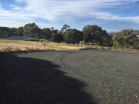 Robin Hill Retreat - Sunshine Coast Guide 1