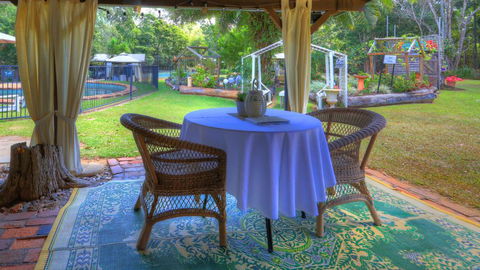 Ronday-voo Bed And Breakfast - Sunshine Coast Guide 2