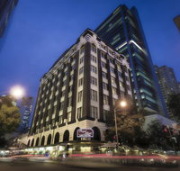 Royal Albert Hotel - Sunshine Coast Guide