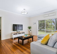 Rye Beach Holiday Home - Sunshine Coast Guide