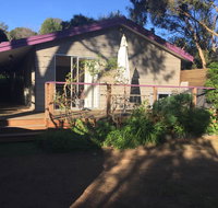 Rye Beach House - Sunshine Coast Guide