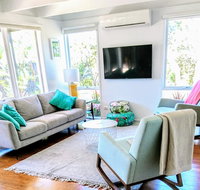 Rye Hide Out - Rye beach retreat - Sunshine Coast Guide