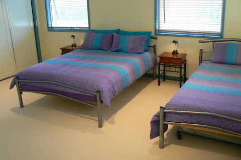 Sandy Point Beach Escape 2 Bedroom Apartment - Sunshine Coast Guide 3