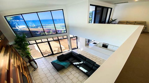 Sapphire - Sunshine Coast Guide 3