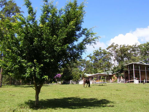 Sapphire Beach Acreage - Sunshine Coast Guide 1