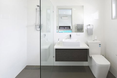 Sapphire Chambre B&B - Sunshine Coast Guide 2