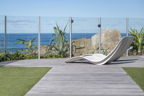 Sapphire Sands Beach House - Sunshine Coast Guide 1
