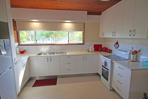 Sassafras - Unit 1 - Coffs Harbour - Sunshine Coast Guide 1