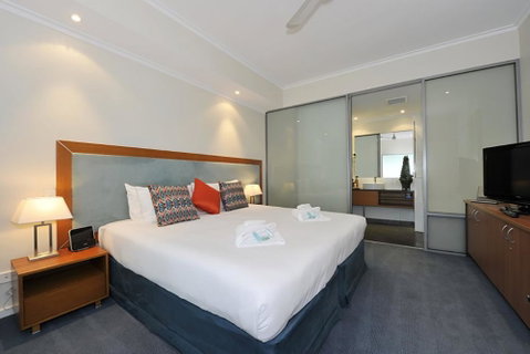 Sea Side 211 - Sunshine Coast Guide 0