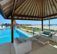 Sea Side 508 - Sunshine Coast Guide