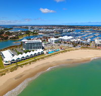 Sea Side Villa 3.2 - Sunshine Coast Guide