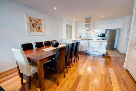 Seapoint 109 - Sunshine Coast Guide 1