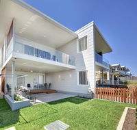 Seas the Day - Sunshine Coast Guide