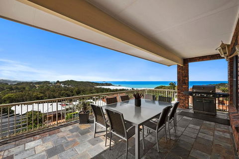 Seascape At Diggers Beach - Sunshine Coast Guide 2