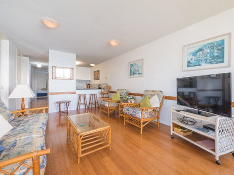 Seaspray U4, 21 Warne Tce - Sunshine Coast Guide 3