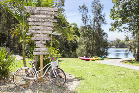 Seven Mile Beach Holiday Park - Sunshine Coast Guide 0