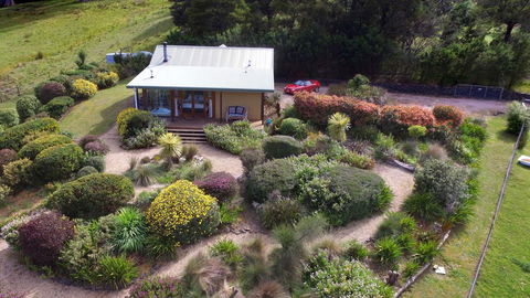 Shanleys Huon Valley - Sunshine Coast Guide 2