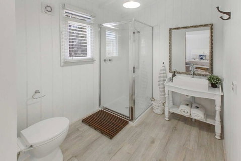 Shearers Cottage - Pet Friendly Holiday Accommodation - Sunshine Coast Guide 2