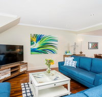 Shelly Beach Shack - Sunshine Coast Guide