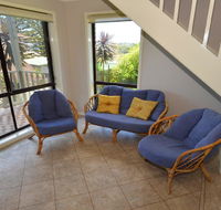 Shirl's By The Sea - Sunshine Coast Guide