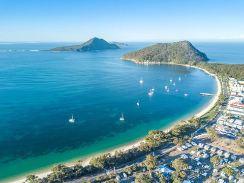 Shoal Bay Holiday Park - Sunshine Coast Guide 0