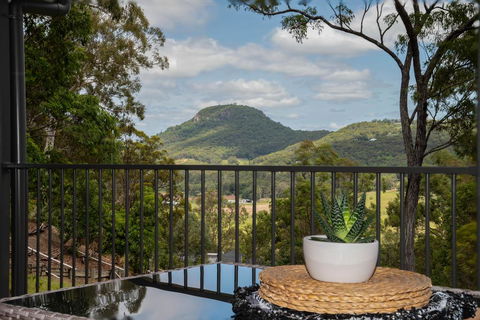 Silhouette Cottage - Sunshine Coast Guide 3