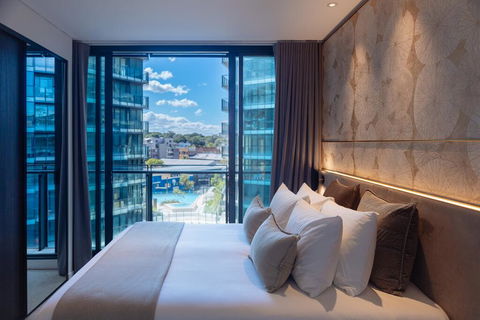 SKYE Suites Green Square - Sunshine Coast Guide 2