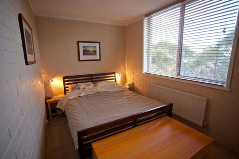 Snowflake 12 - Sunshine Coast Guide 3