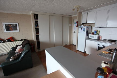 Snowflake 12 - Sunshine Coast Guide 2