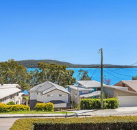 Soldiers Point Spectacular - Sunshine Coast Guide