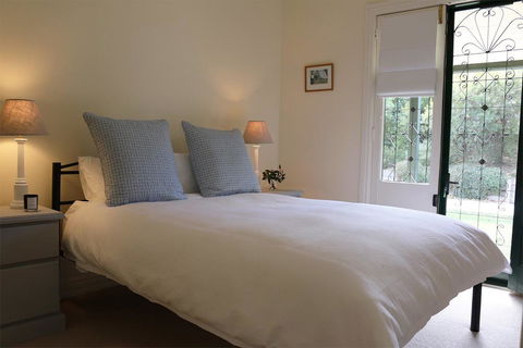 Somerset, Argyle Road Berrima - Sunshine Coast Guide 1