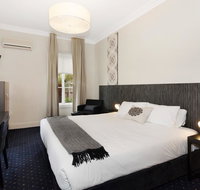 Sovereign Hill Hotel - Sunshine Coast Guide