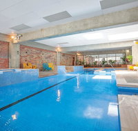 Sovereign Park Motor Inn - Sunshine Coast Guide
