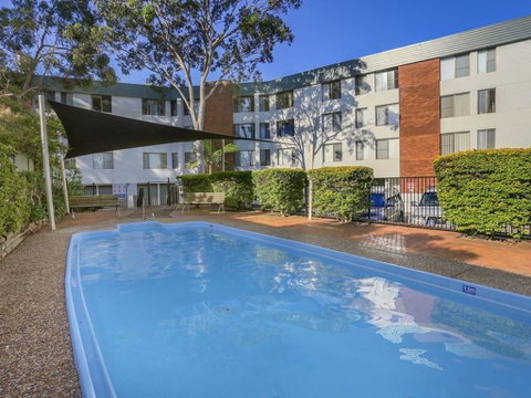 Spectacular Views & Walking Distance To The Beach! - Sunshine Coast Guide 1
