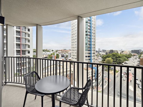 Spire Residences - Sunshine Coast Guide 1