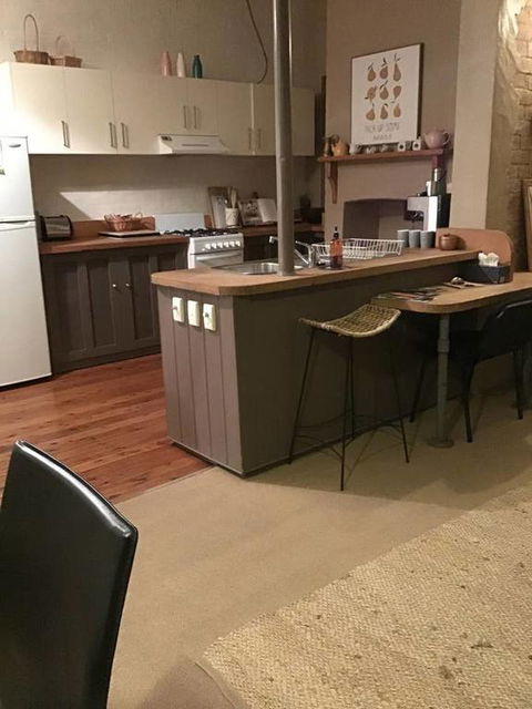 Stanton House, Central,Pets Welcome,Free WiFi&Breakfast! - Sunshine Coast Guide 3