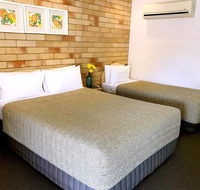 Starlight Motor Inn - Sunshine Coast Guide