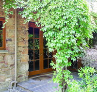Stonehenge Retreat - Sunshine Coast Guide