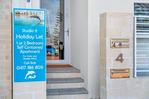 Studio 11 Mandurah Marina - Sunshine Coast Guide 1