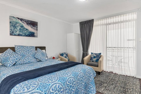 Studio 30 On The Terrace - Sunshine Coast Guide 2