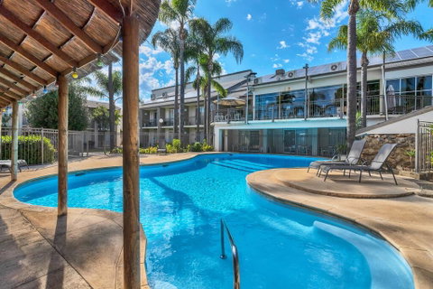Studio 30 On The Terrace - Sunshine Coast Guide 0