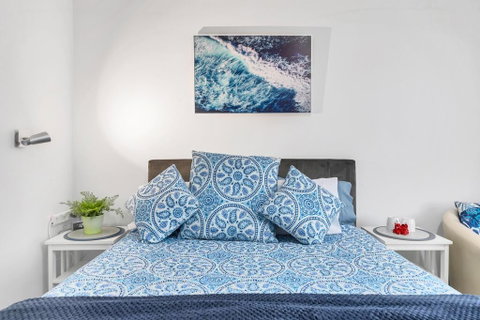Studio 30 On The Terrace - Sunshine Coast Guide 1