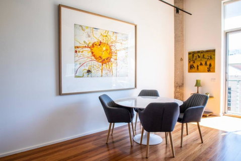 Stylish Warehouse Convert 2 Bedroom Apartment - Sunshine Coast Guide 2