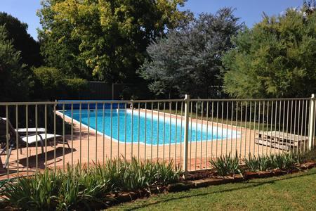 Sue's Sanctuary - Sunshine Coast Guide 2